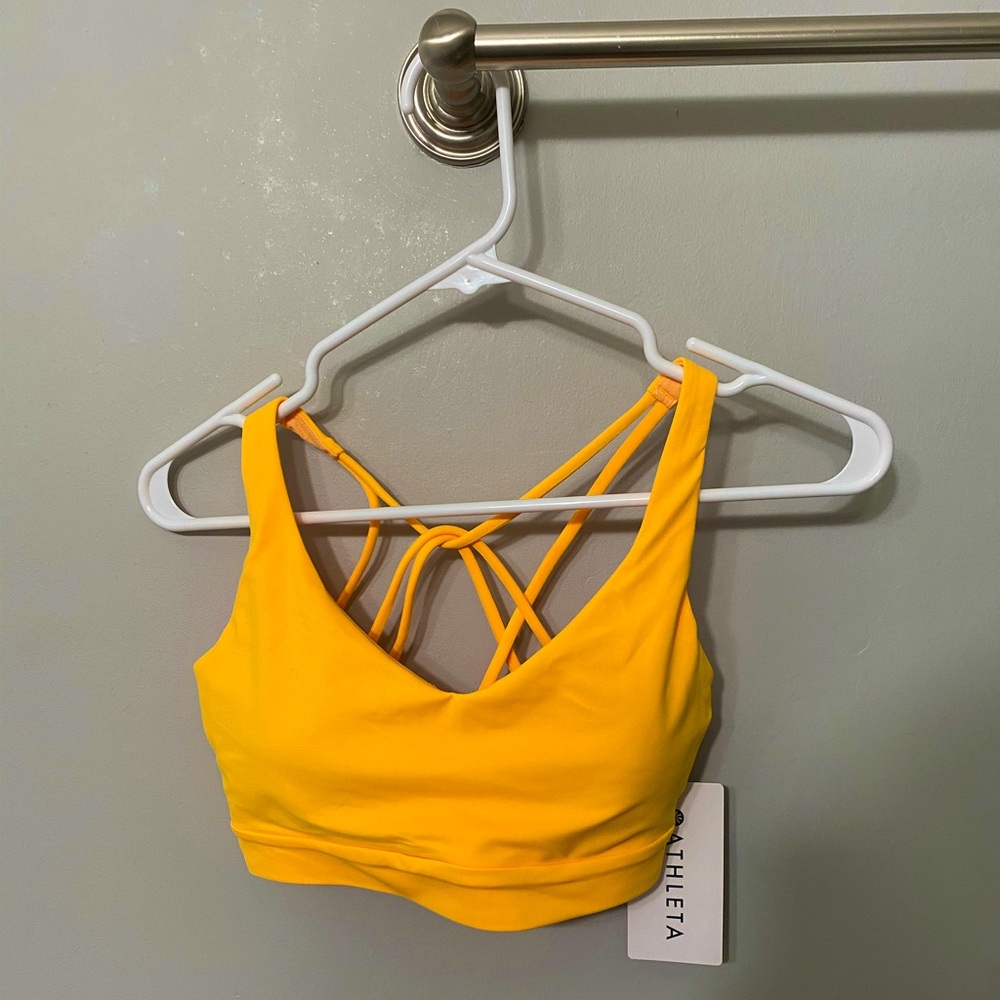 NWT Athleta Solace Bra (D-DD)